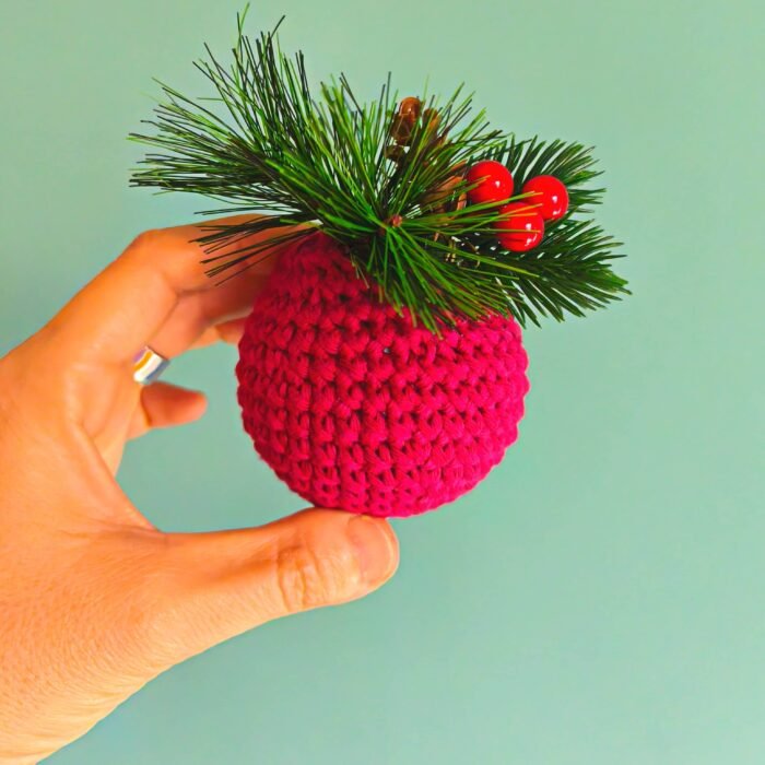 Bolas de Navidad a Crochet Personalizadas - Imagen 3