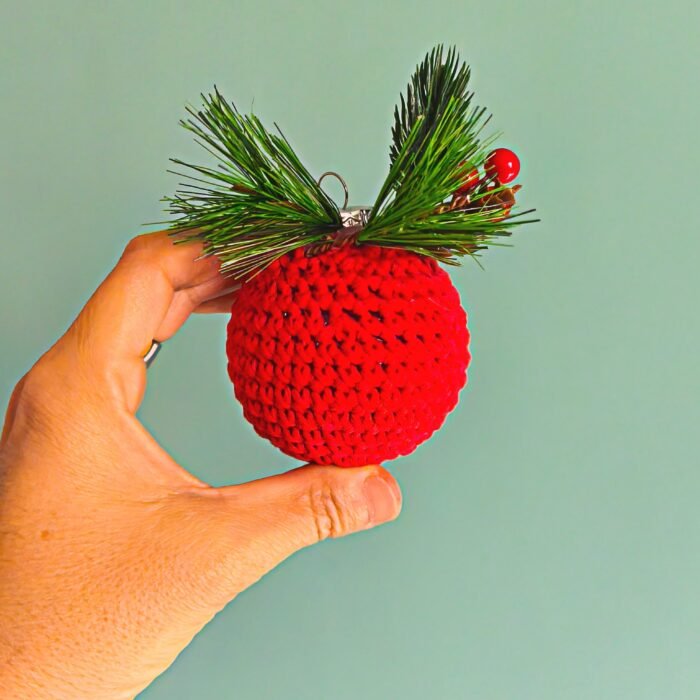 Bolas de Navidad a Crochet Personalizadas - Imagen 6