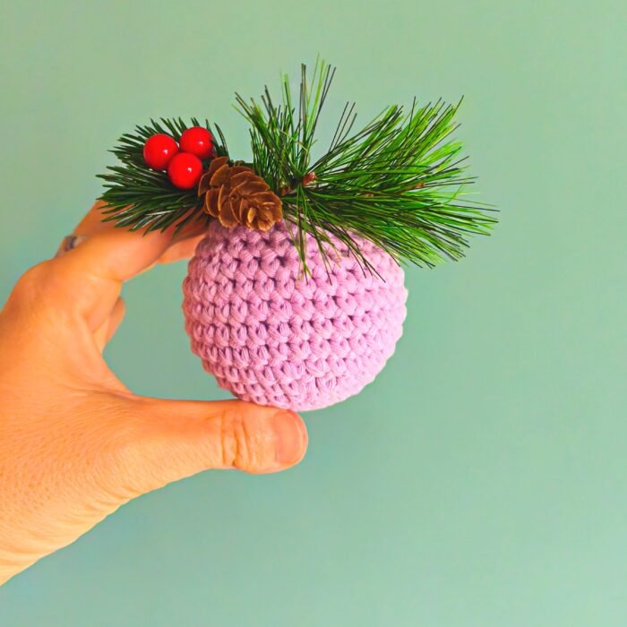 Bolas de Navidad a Crochet Personalizadas - Imagen 7